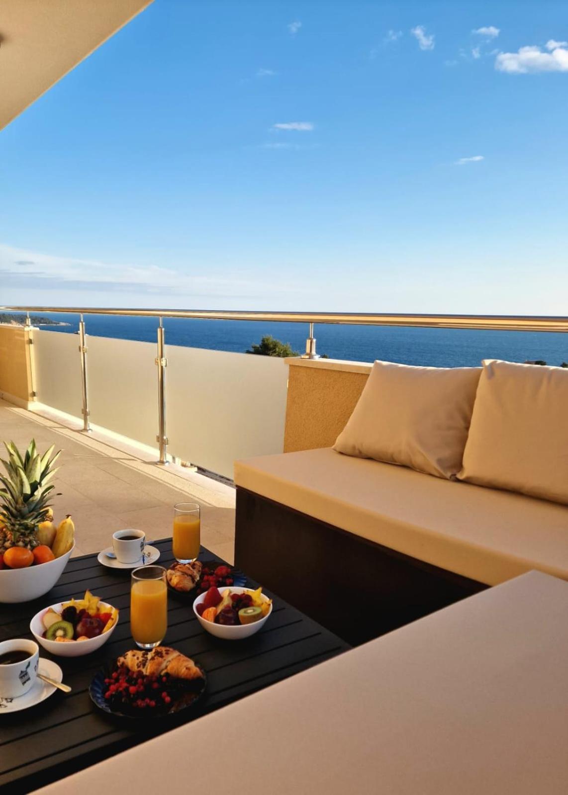 Royal Adriatic *
